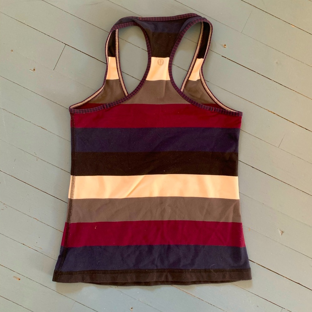 Lululemon tank - very good condition